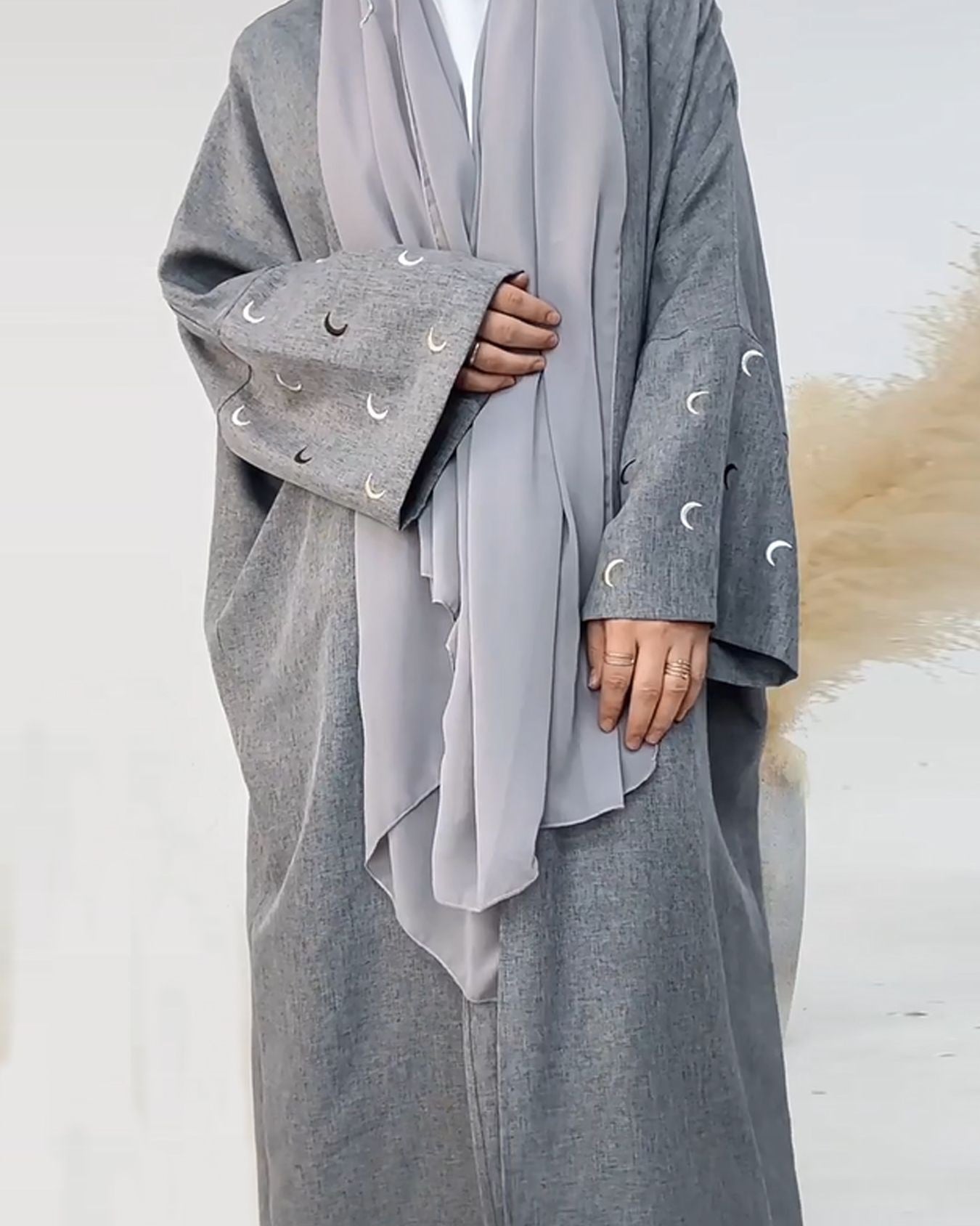 *PRE-ORDER* Moon Embroidery Open Linen Abaya (Read Description)